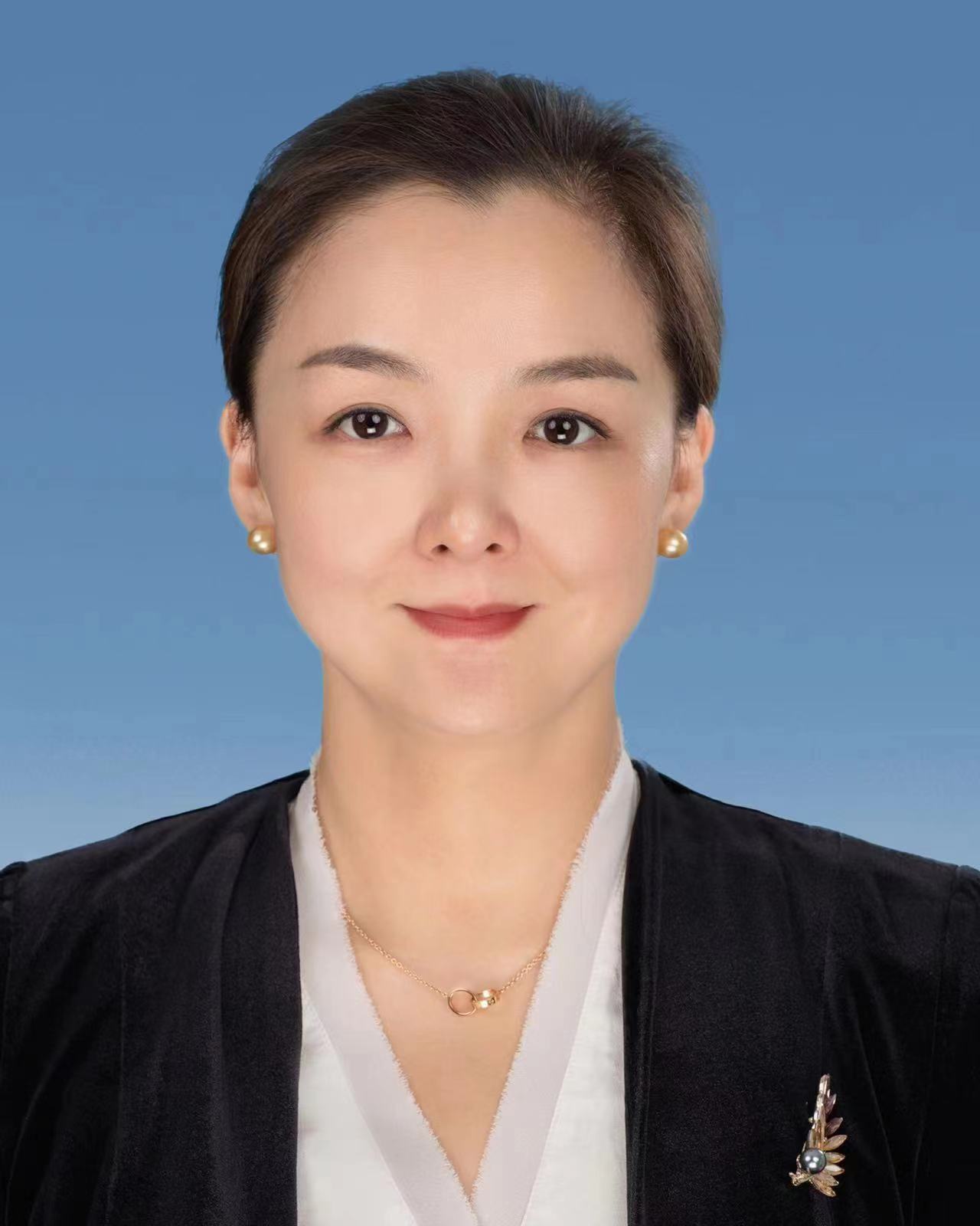 汝州市商务局党组成员副局长王青青